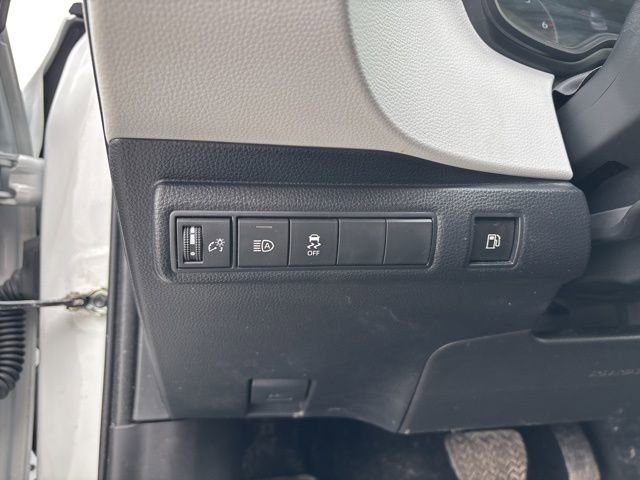 Used 2024 Toyota Corolla SE image 37