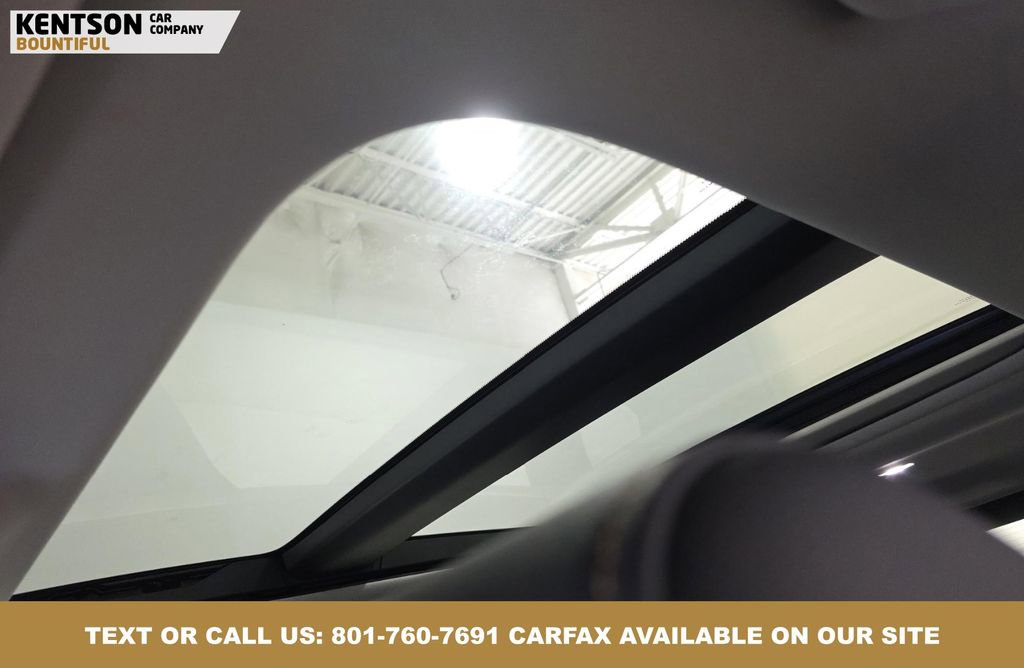 Used 2024 MAZDA CX-90 Plug-In Hybrid w/ Premium Pkg image 3