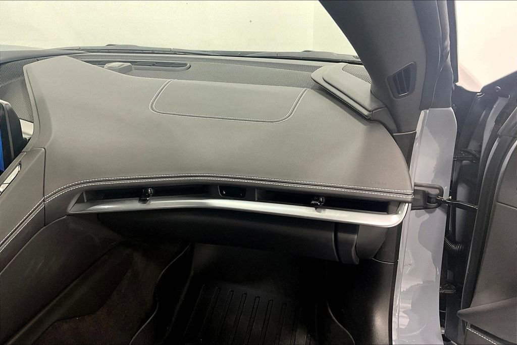 Used 2025 Chevrolet Corvette Stingray Coupe w/ 1LT image 12