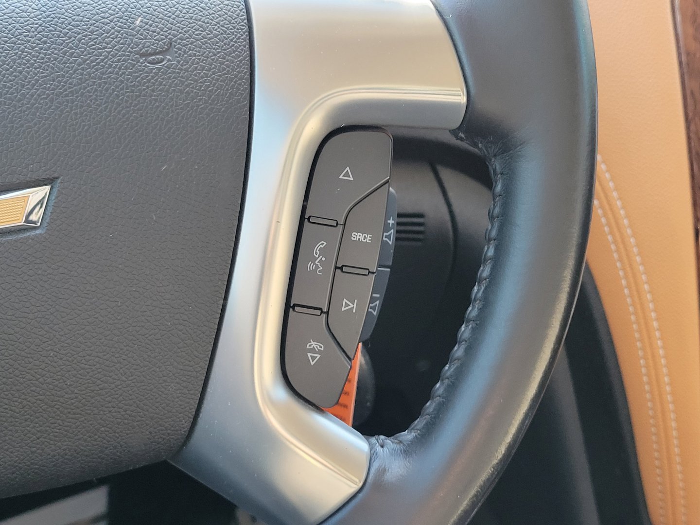 Used 2013 Chevrolet Traverse LT w/ All-Star Edition image 23