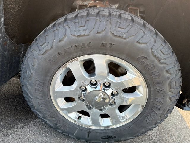 Used 2015 Chevrolet Silverado 2500 LT w/ LT Convenience Package AWD/4WD image 4