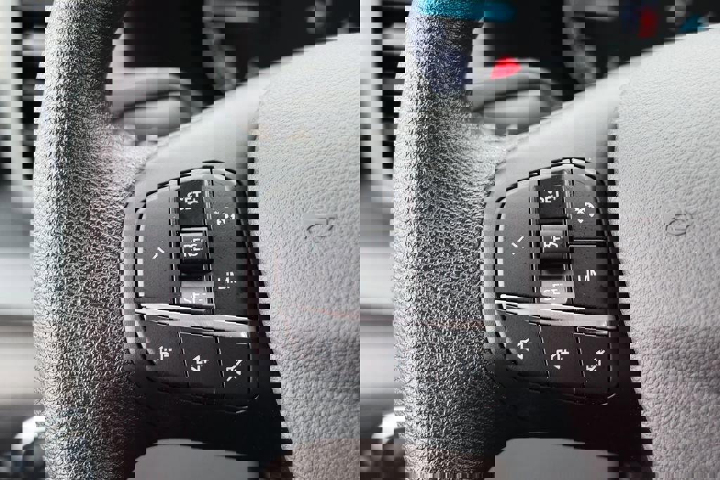 Used 2023 Ford Transit 350 XLT image 16