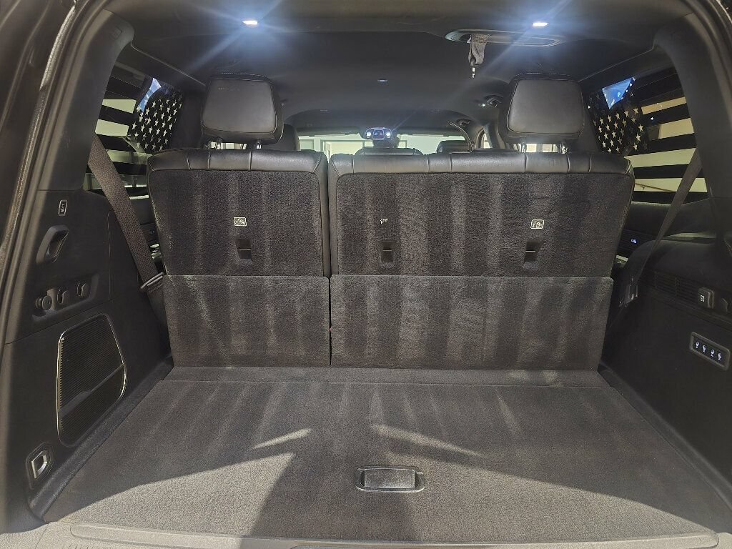 Used 2022 Jeep Wagoneer Series III w/ Flexible Seating Group AWD/4WD image 18