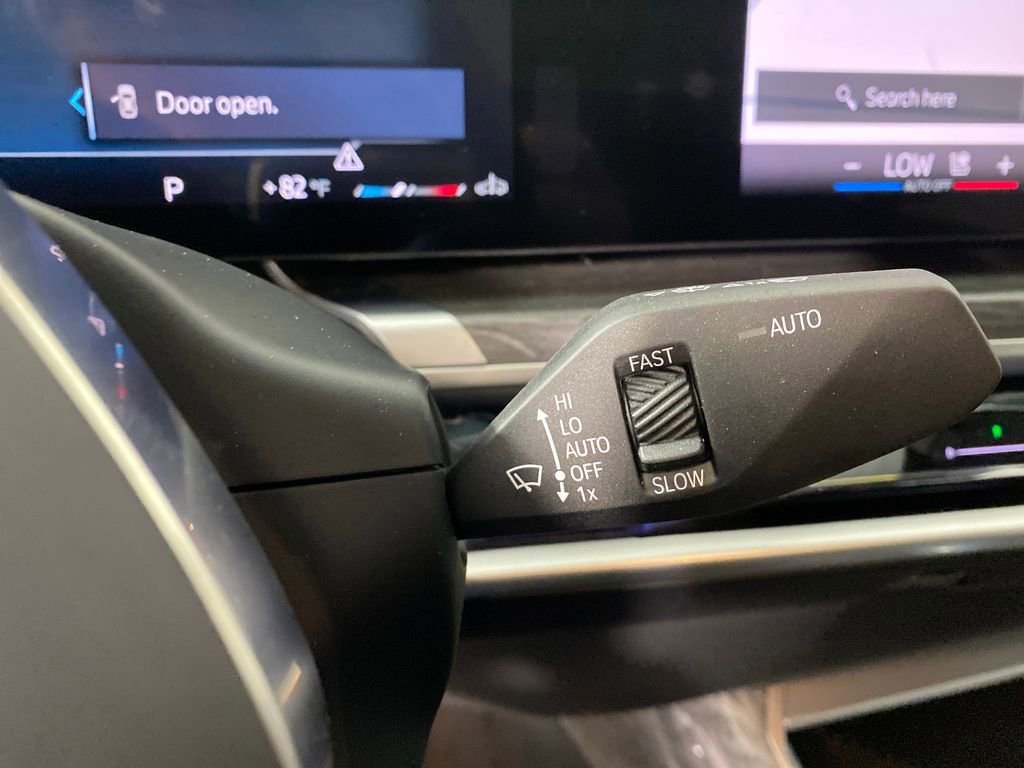 Used 2024 BMW 760i xDrive image 19