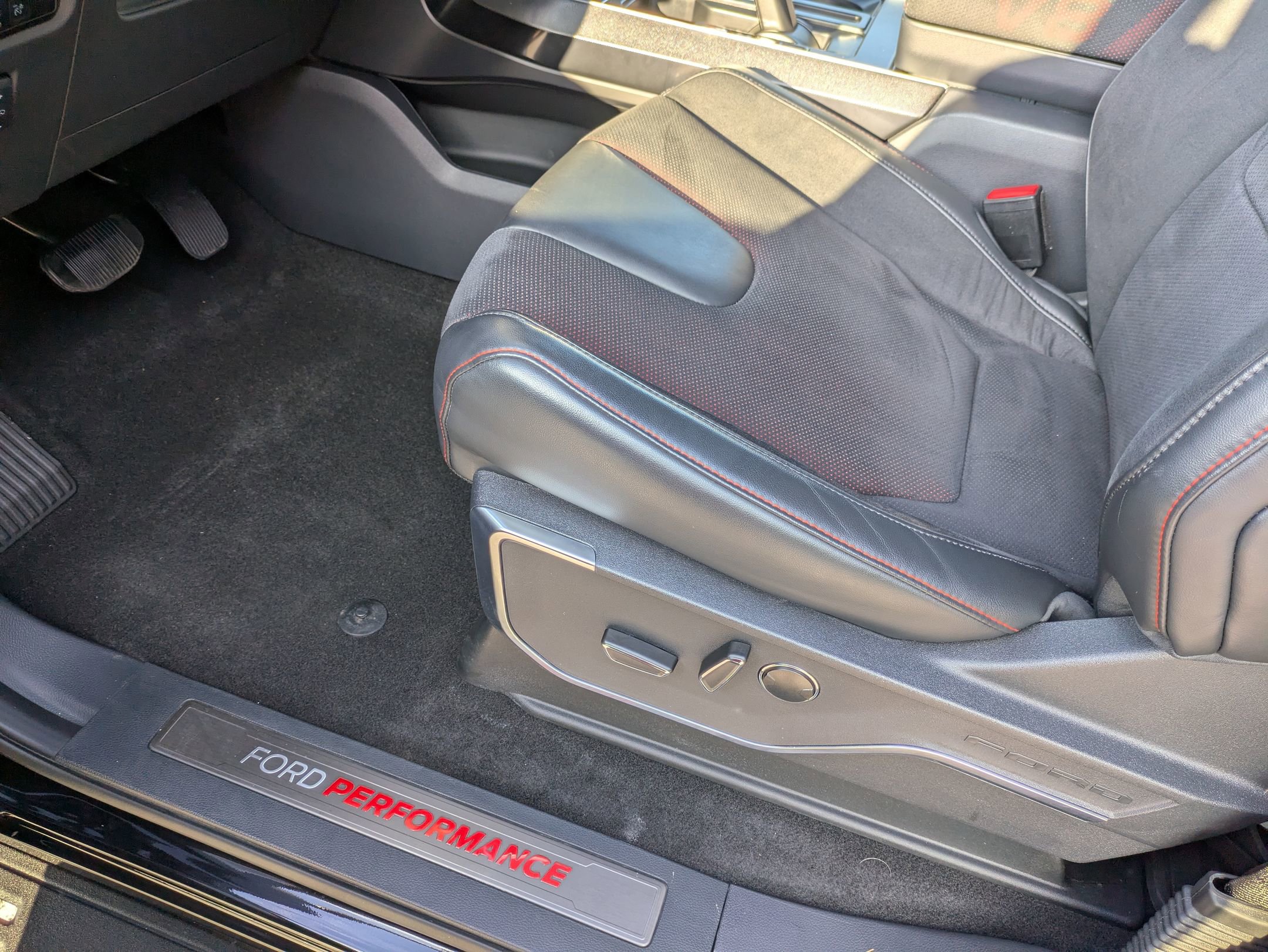 Certified 2024 Ford F150 Raptor w/ Equipment Group 803A Raptor R image 13