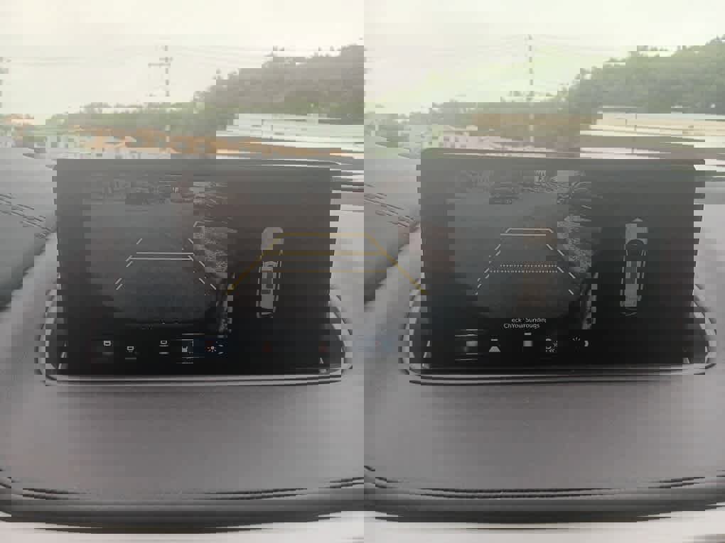 Used 2023 Acura MDX SH-AWD w/ Technology Package image 32