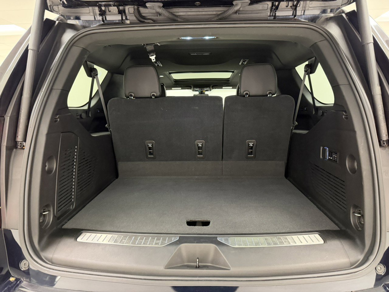 Used 2021 GMC Yukon XL Denali image 49