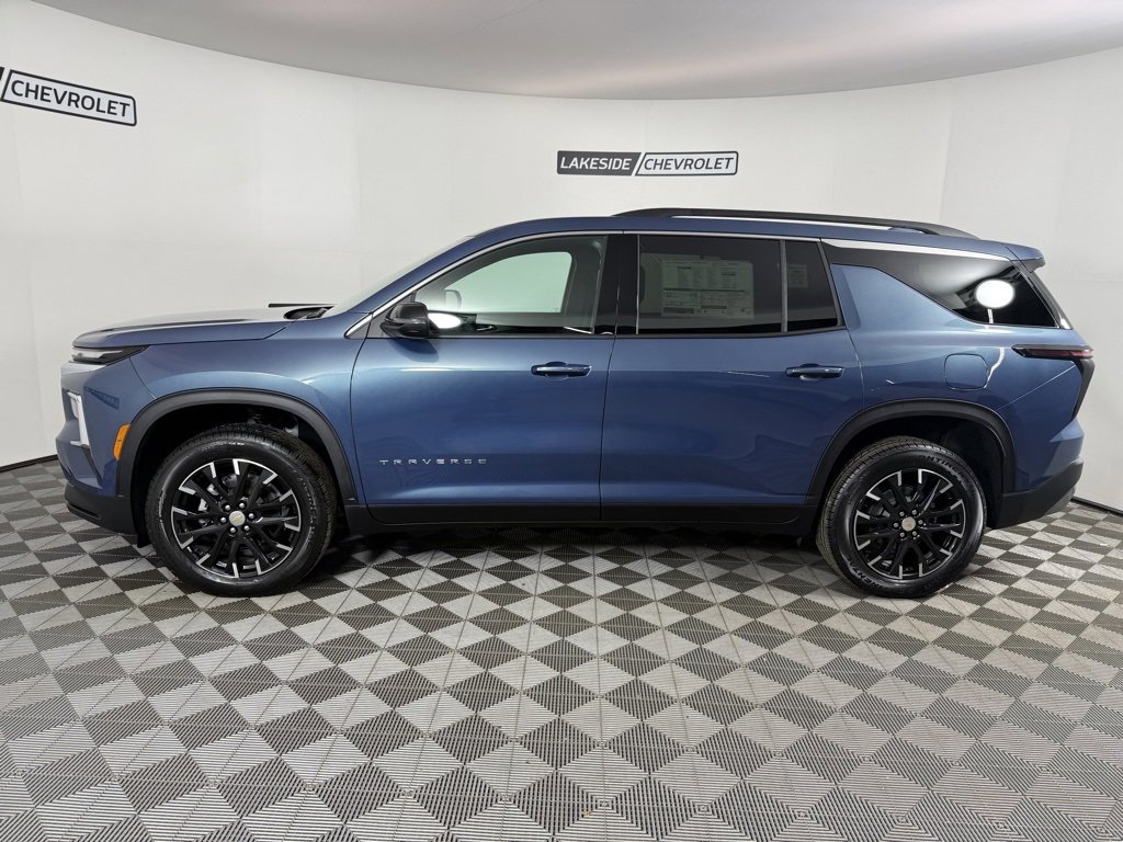 New 2026 Chevrolet Traverse LT w/ Sun and Wheel Package image 3