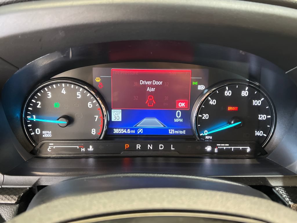 Used 2023 Ford Explorer ST-Line w/ Class IV Trailer Tow Package AWD/4WD image 18