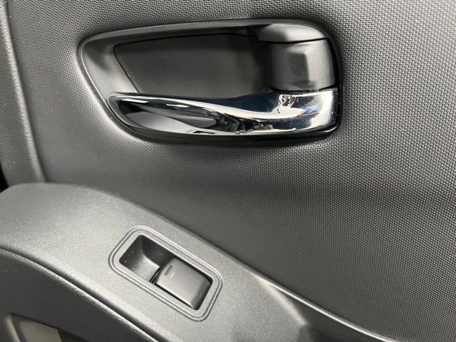 Used 2024 Nissan Frontier SV w/ Technology Package image 52