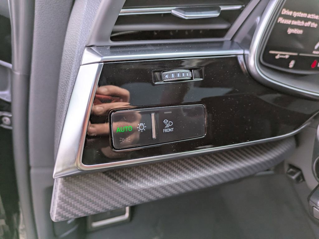 New 2026 Audi SQ8 Prestige image 17