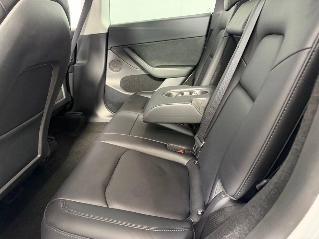 Used 2024 Tesla Model Y Long Range image 25