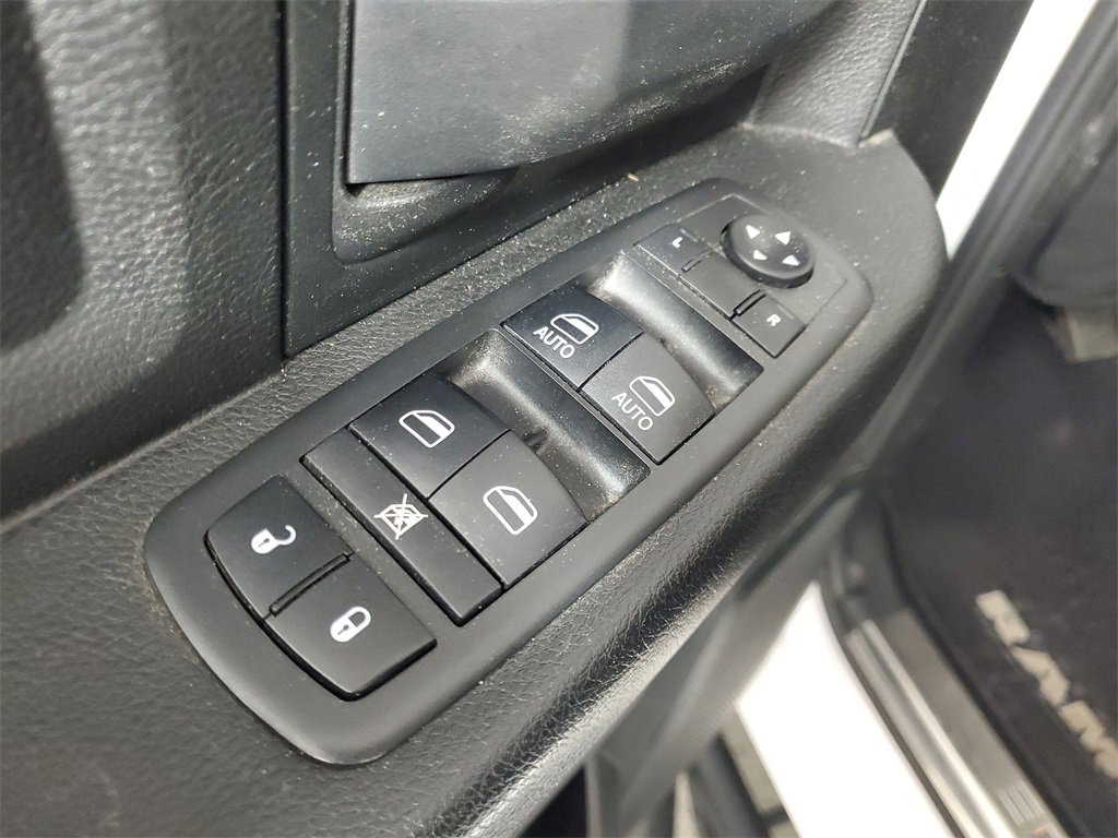 Used 2019 RAM 1500 Express w/ Express Value Package image 16