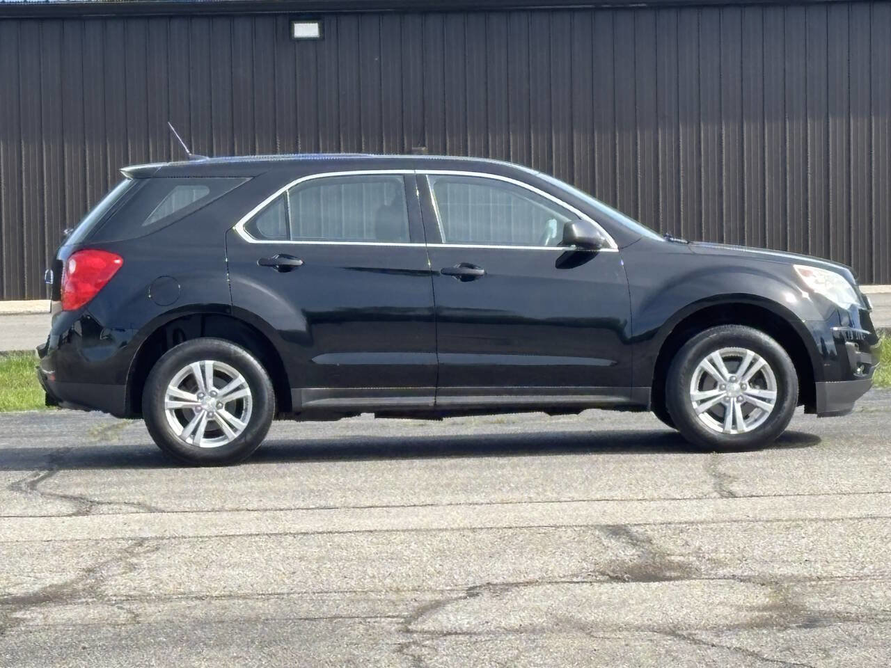 Used 2014 Chevrolet Equinox LS image 4