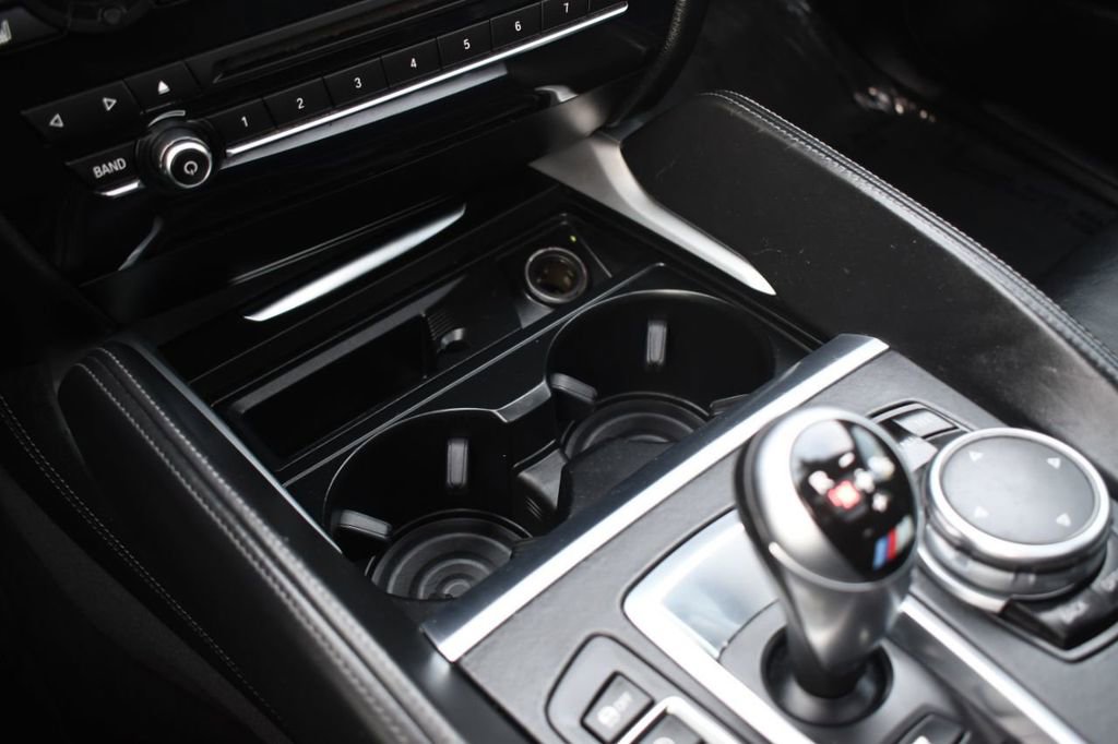 Used 2016 BMW X5 M image 42