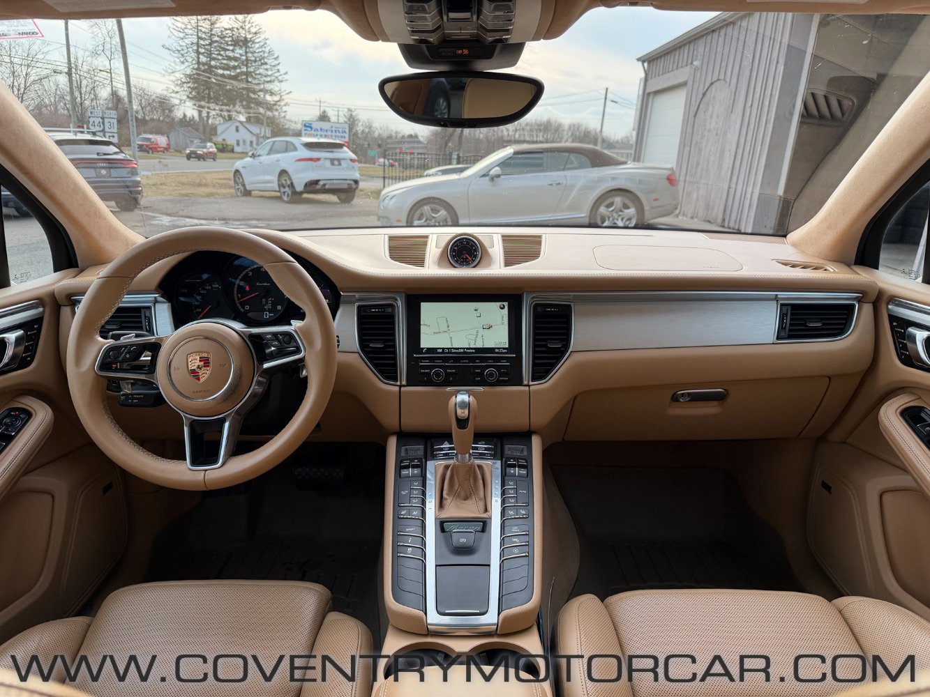 Used 2015 Porsche Macan Turbo image 30