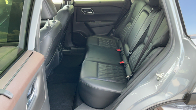 Used 2023 Nissan Rogue Platinum AWD/4WD image 21