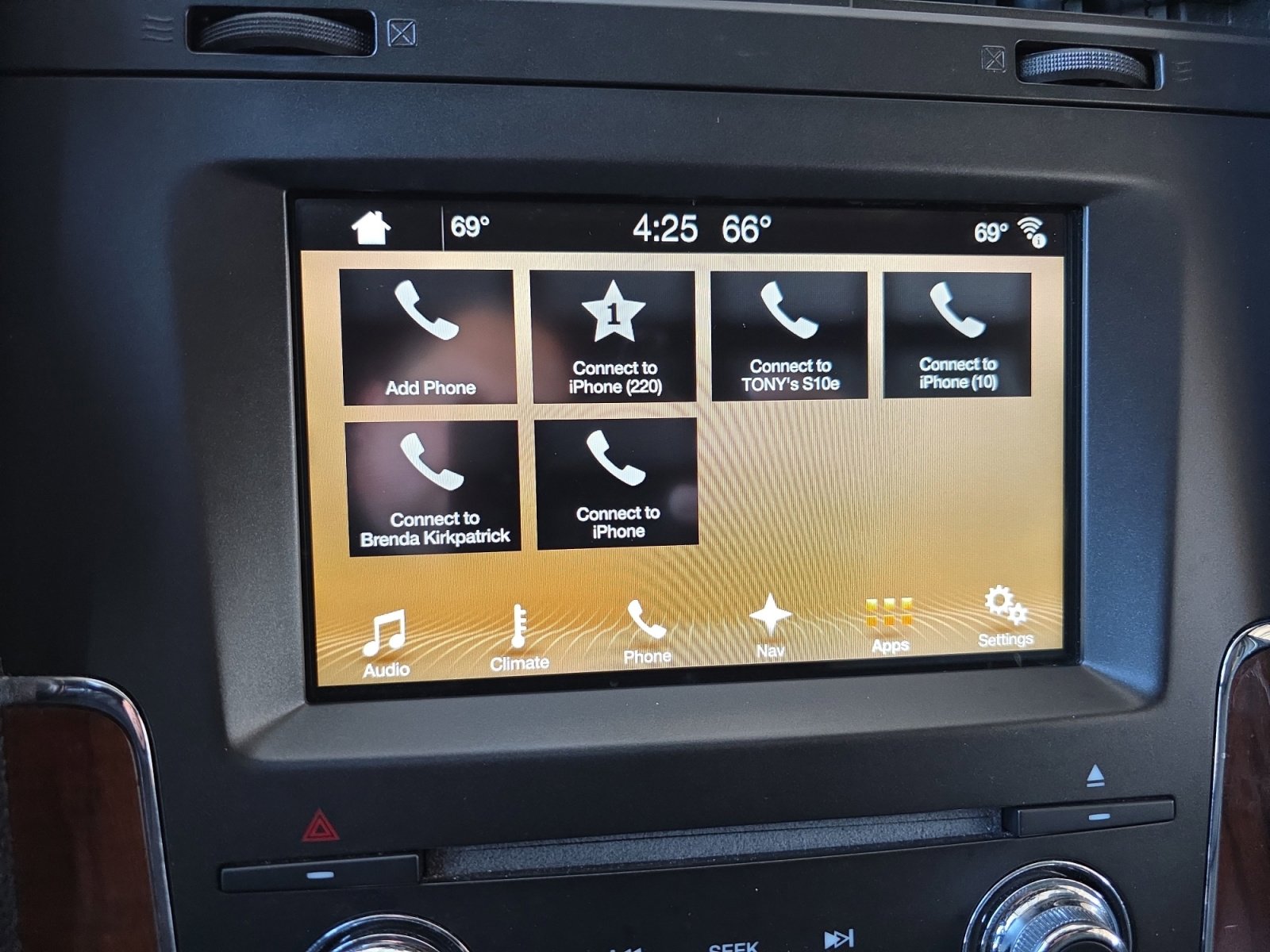 Used 2017 Lincoln Navigator Select image 14