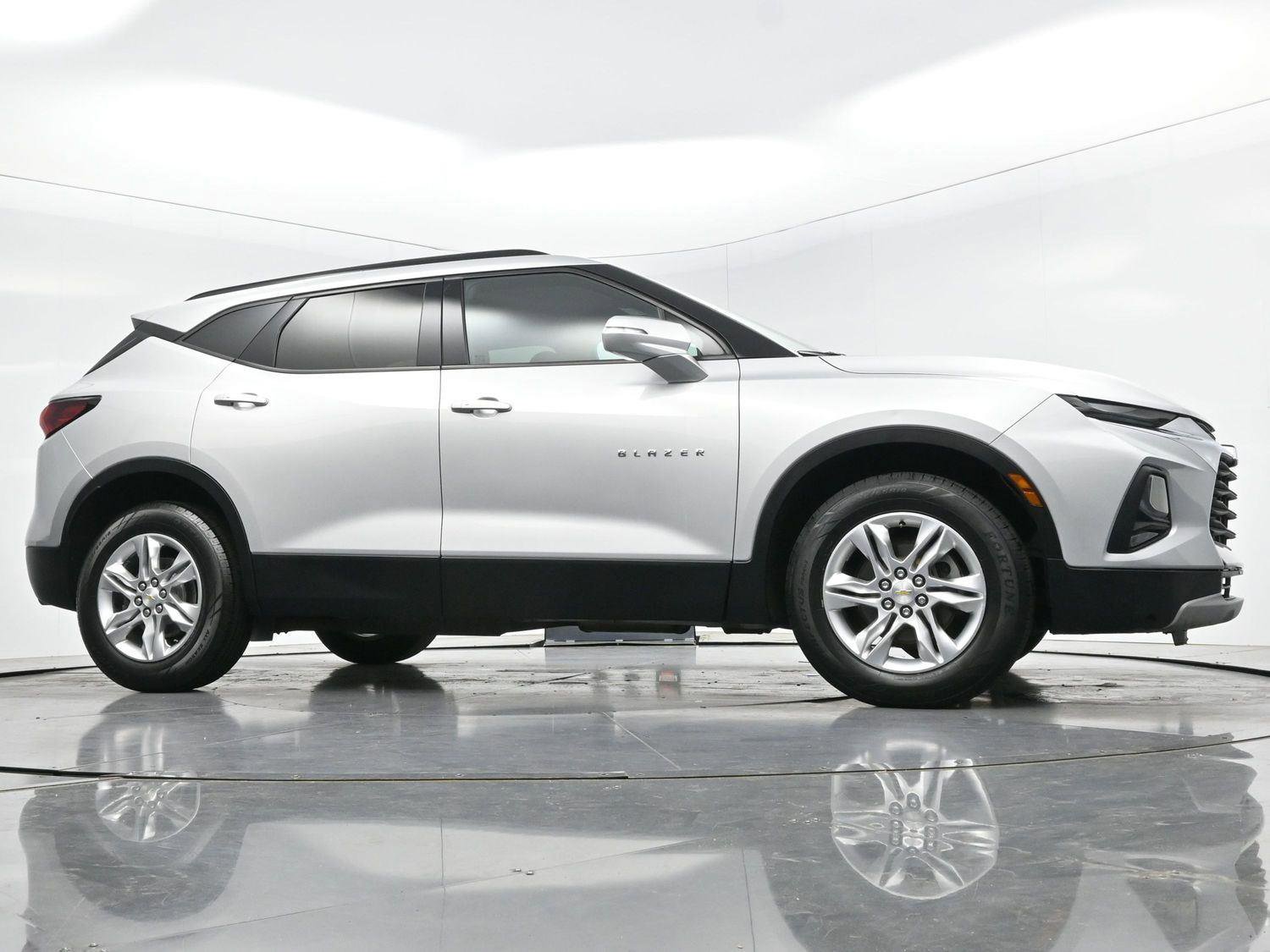 Used 2020 Chevrolet Blazer LT image 44