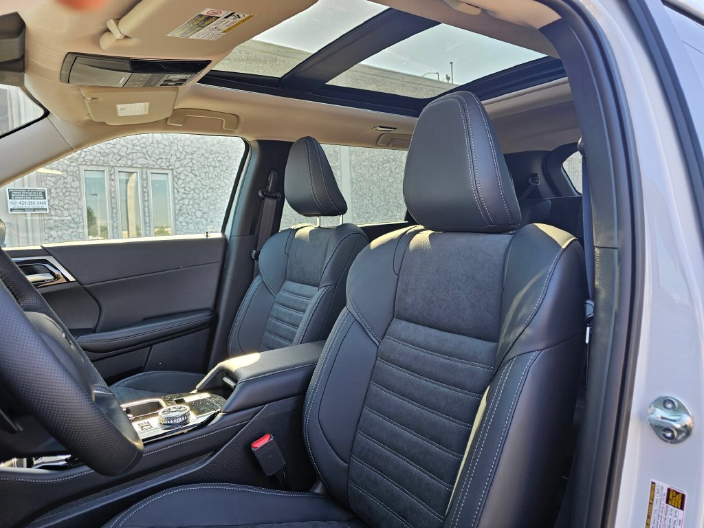 New 2026 Mitsubishi Outlander SE AWD/4WD image 18
