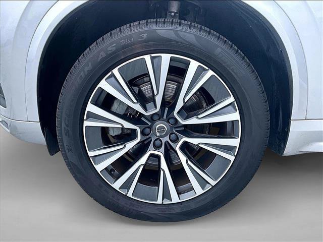 Used 2021 Volvo XC90 T5 Momentum w/ Protection Package Premier FWD image 10