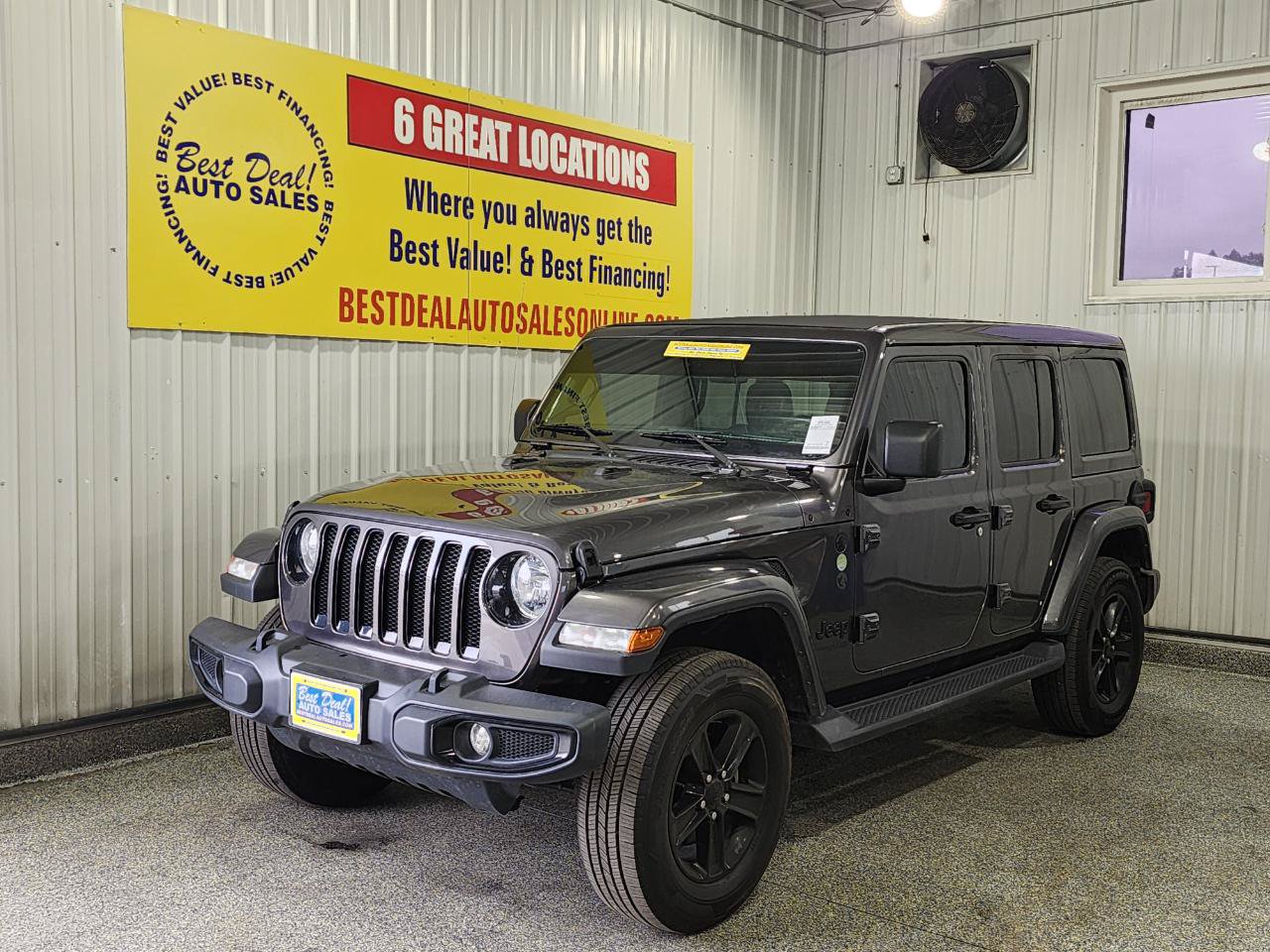Used 2021 Jeep Wrangler Unlimited Sahara AWD/4WD image 1