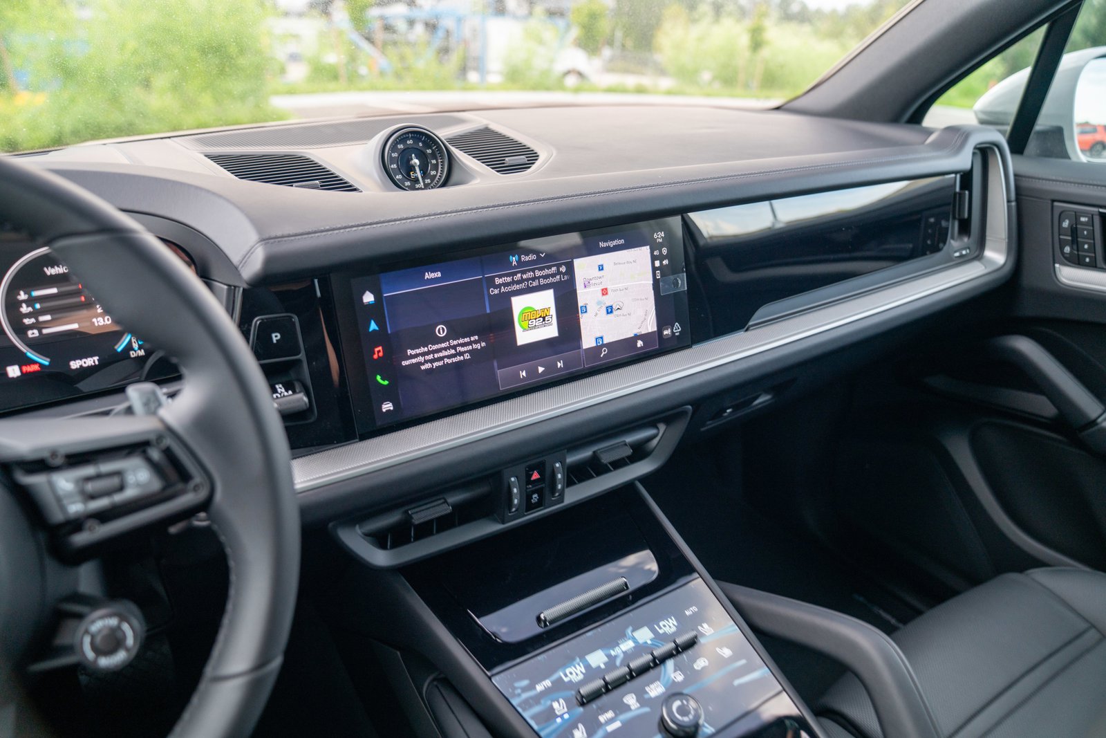 New 2026 Porsche Cayenne E-Hybrid AWD/4WD image 15