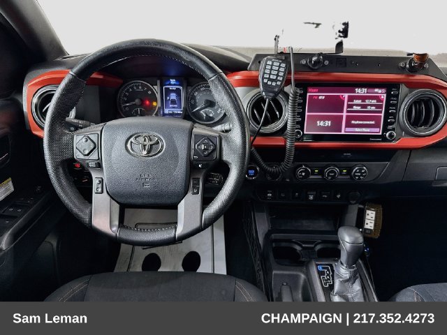 Used 2020 Toyota Tacoma TRD Off-Road AWD/4WD image 20
