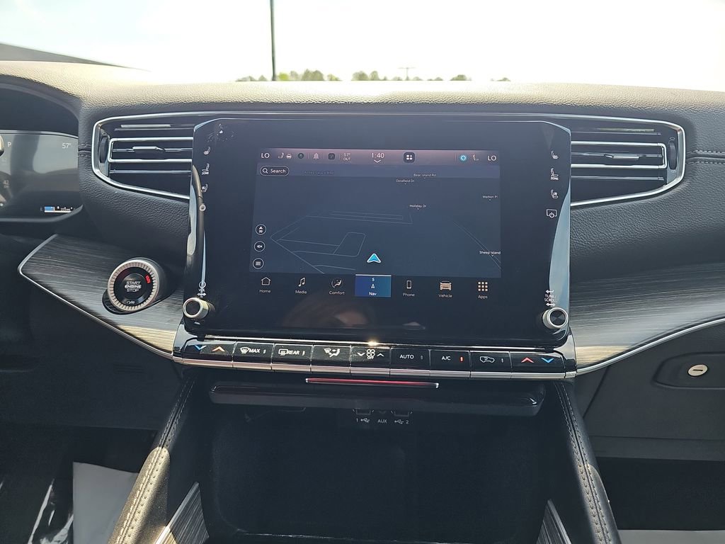 Used 2024 Jeep Wagoneer L Series II w/ Flexible Seating Group image 27