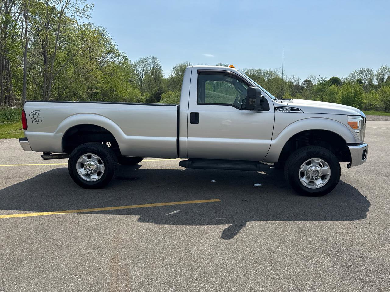 Used 2012 Ford F350 XLT w/ XLT Interior Pkg AWD/4WD image 4