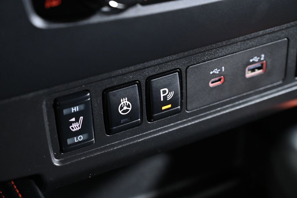 Certified 2023 Nissan Frontier PRO-4X w/ Pro Convenience Package AWD/4WD image 22