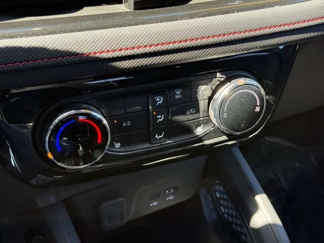 Used 2024 Chevrolet TrailBlazer RS AWD/4WD image 24