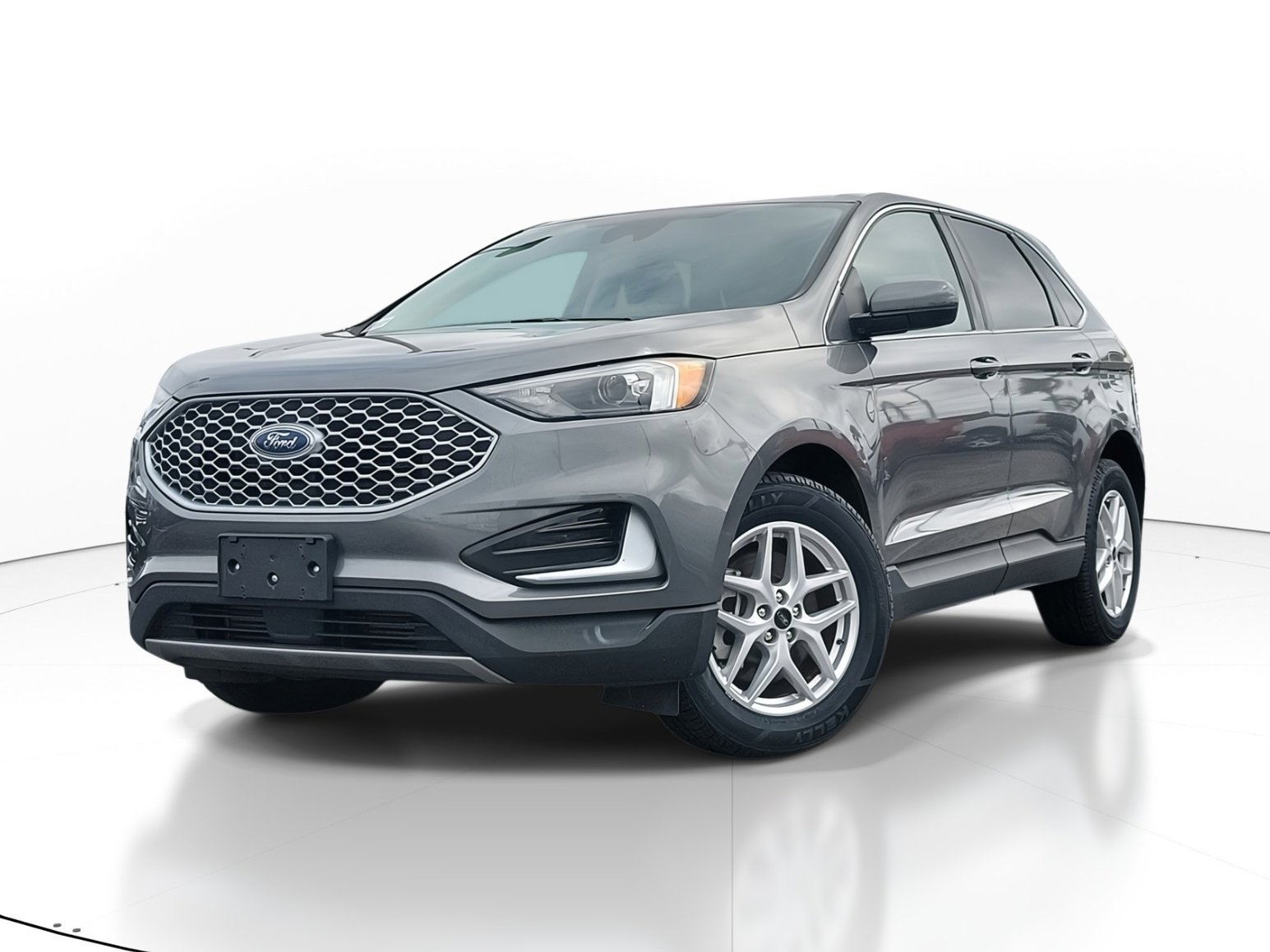 Used 2023 Ford Edge SEL image 3