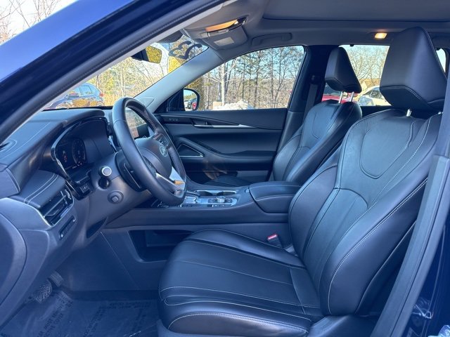 Used 2023 INFINITI QX60 Sensory w/ Cargo Package image 12