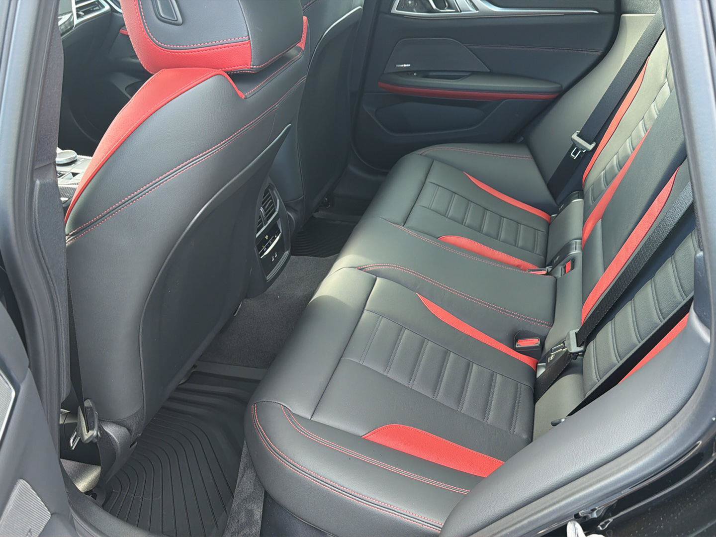 New 2026 BMW M440i w/ Premium Package RWD image 11