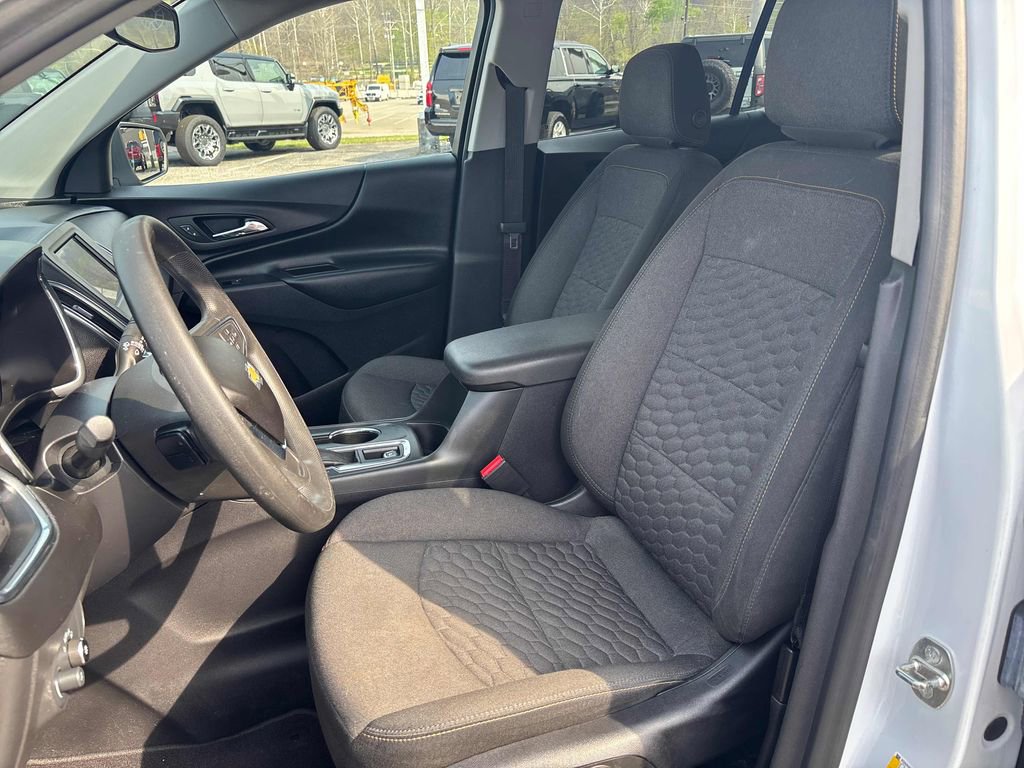 Used 2020 Chevrolet Equinox LT AWD/4WD image 12