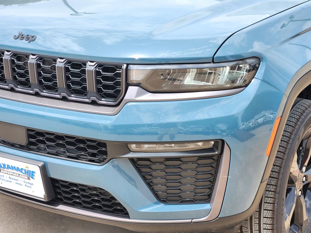 New 2026 Jeep Grand Cherokee Limited RWD image 5