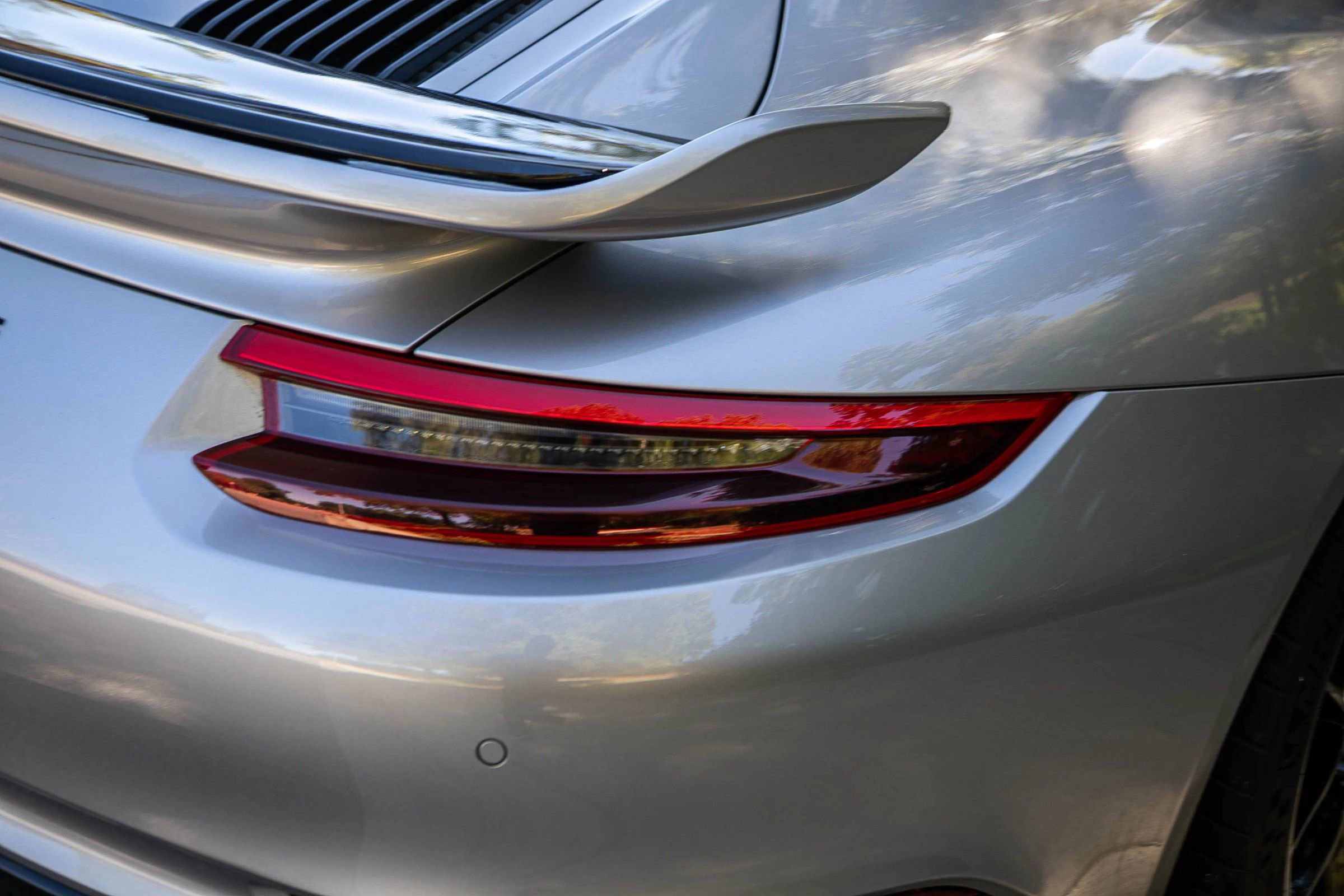 Used 2018 Porsche 911 Turbo S image 9