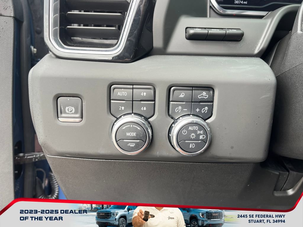 Used 2025 GMC Sierra 2500 Denali Ultimate image 24
