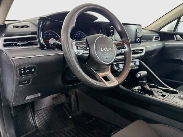 Used 2022 Kia K5 LX FWD image 19