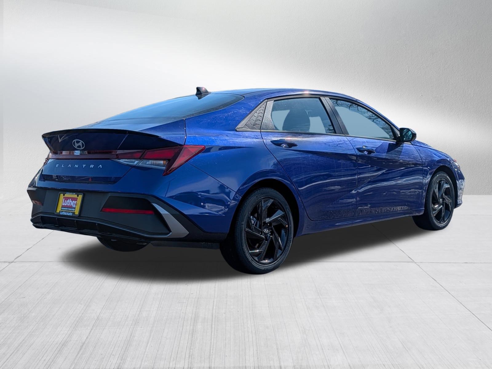 New 2026 Hyundai Elantra Sport image 6