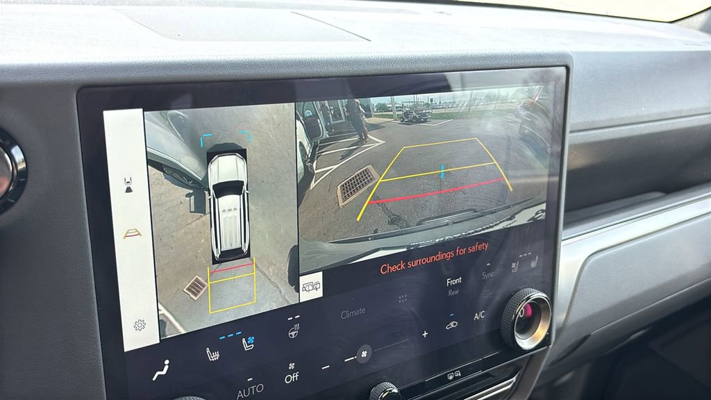 Used 2024 Lexus GX 550 w/ Accessory Package (2T) image 20