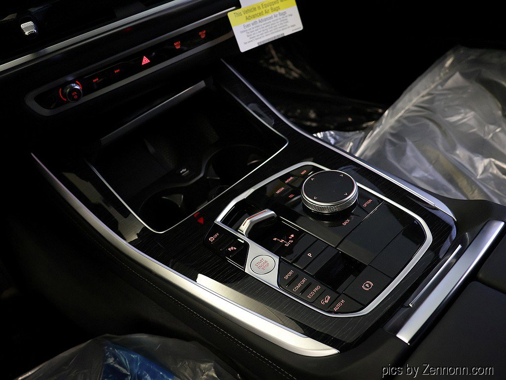 New 2026 BMW X5 xDrive40i w/ M Sport Package AWD/4WD image 26