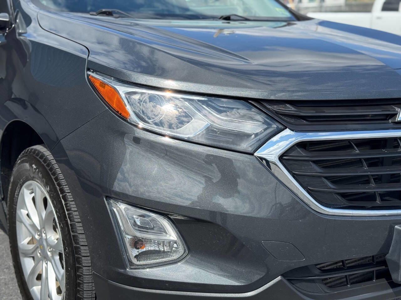 Used 2020 Chevrolet Equinox LT image 48