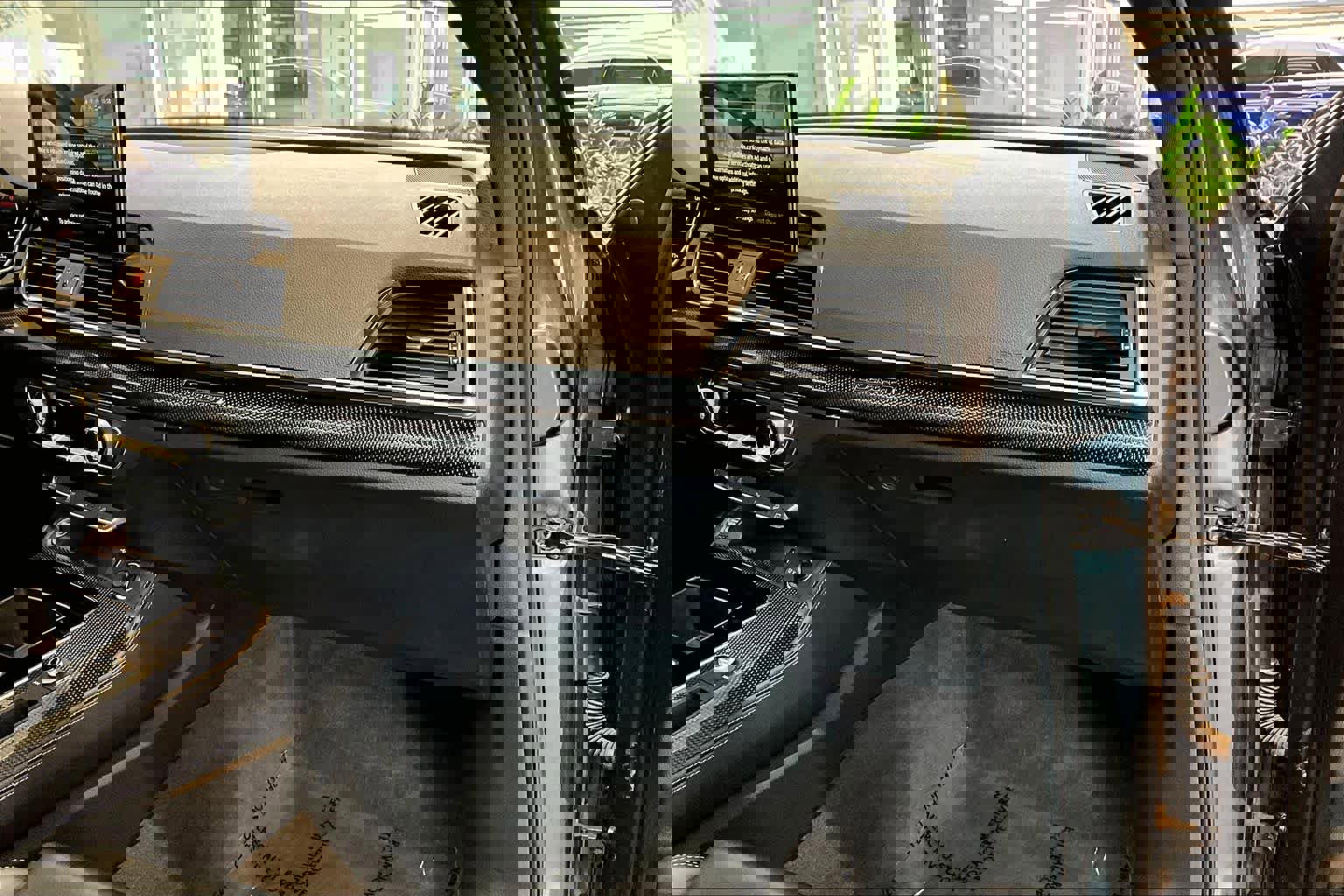 Used 2021 Audi SQ5 Premium Plus w/ Premium Plus Package image 17