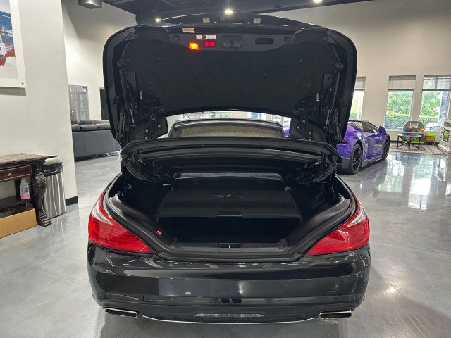 Used 2015 Mercedes-Benz SL 400 w/ Premium I Package image 36