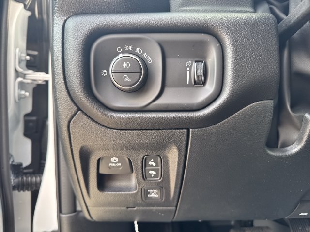 New 2026 RAM 1500 Big Horn w/ Night Edition AWD/4WD image 15