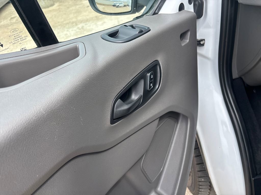 Used 2024 Ford Transit 350 XLT RWD image 12