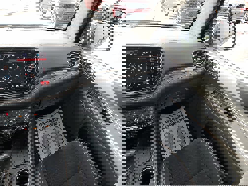 Used 2025 Dodge Durango R/T image 16