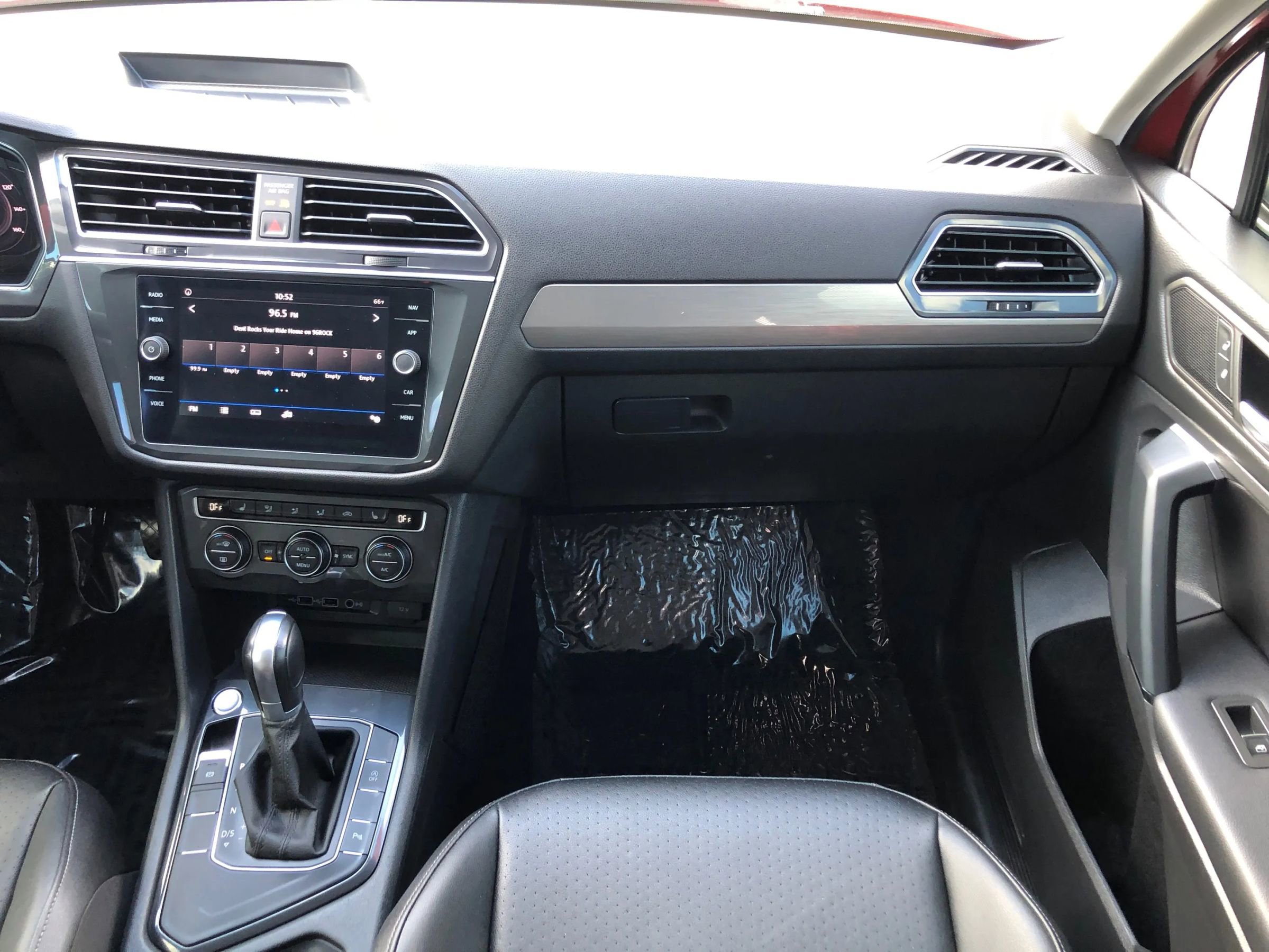 Used 2019 Volkswagen Tiguan SEL image 66